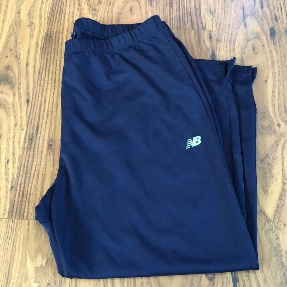 New Balance workout crop leggings— mid calf.